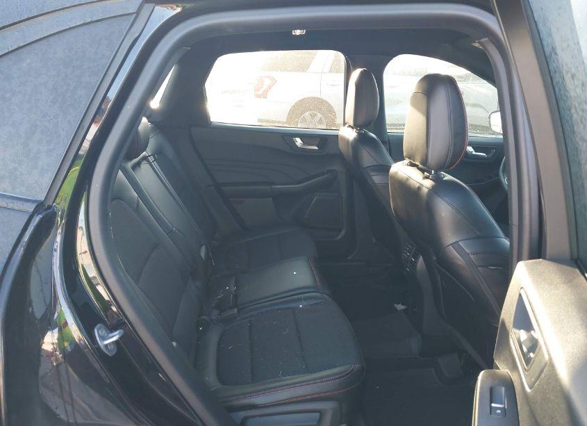 Photo 8 of 2024 Ford Escape ST-LINE (VIN 1FMCU0MN5RUA43709)