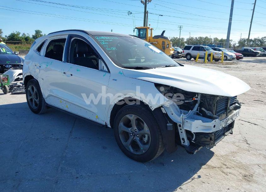 2024 Ford Escape ST-LINE (VIN 1FMCU0MN5RUA55147) main photo