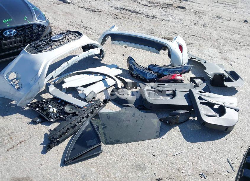 Photo 12 of 2024 Ford Escape ST-LINE (VIN 1FMCU0MN5RUA55147)