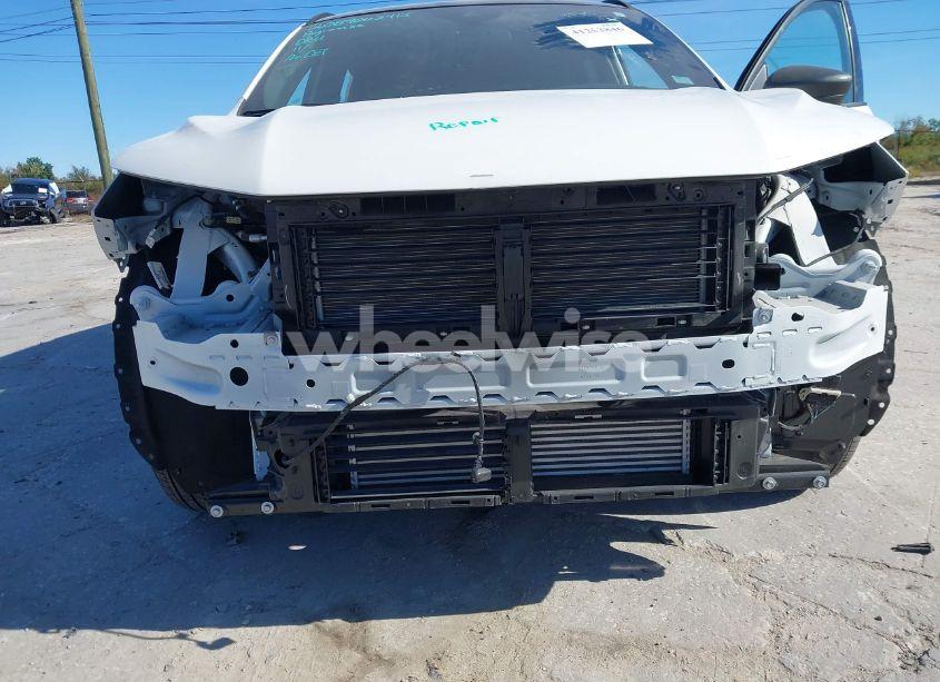 Photo 19 of 2024 Ford Escape ST-LINE (VIN 1FMCU0MN5RUA55147)