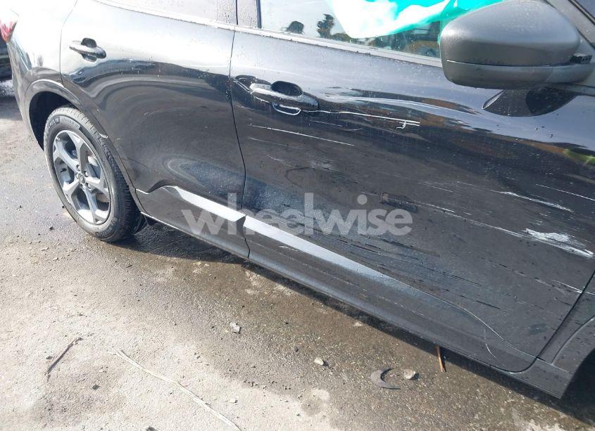 Photo 18 of 2024 Ford Escape ST-LINE (VIN 1FMCU0MN5RUA62504)