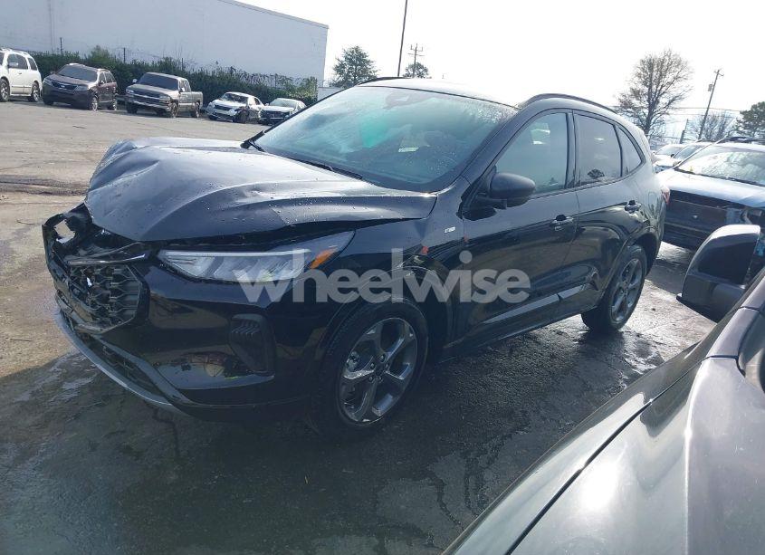 Photo 2 of 2024 Ford Escape ST-LINE (VIN 1FMCU0MN5RUA62504)