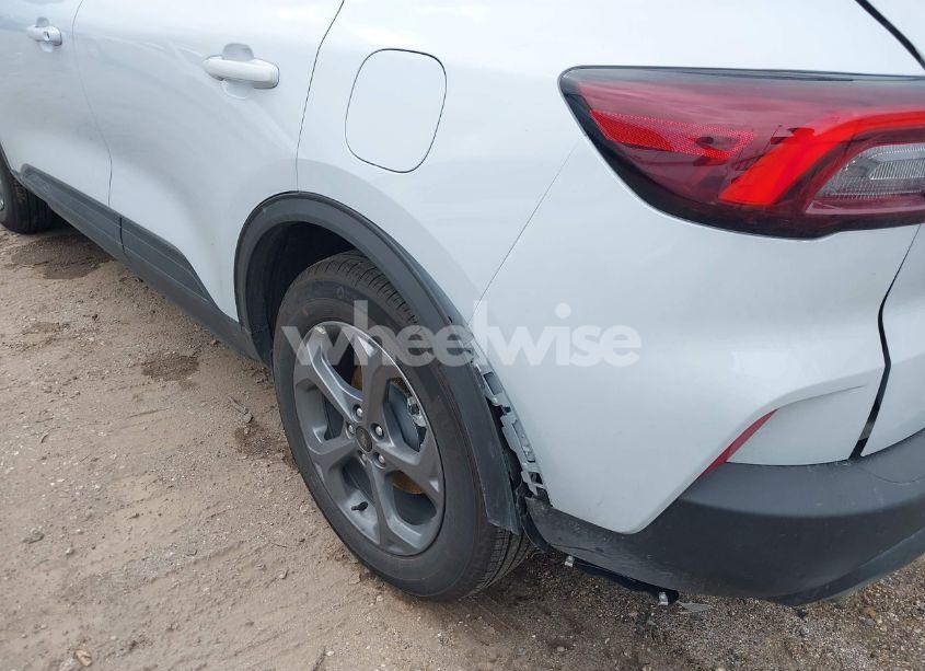 Photo 18 of 2025 Ford Escape ST-LINE (VIN 1FMCU0MN5SUA41593)