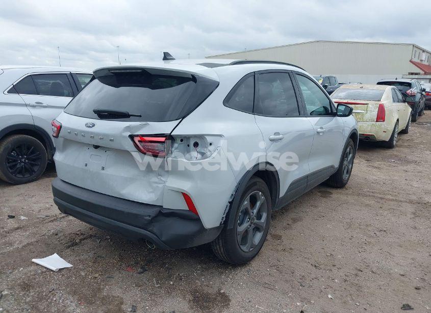 Photo 4 of 2025 Ford Escape ST-LINE (VIN 1FMCU0MN5SUA41593)