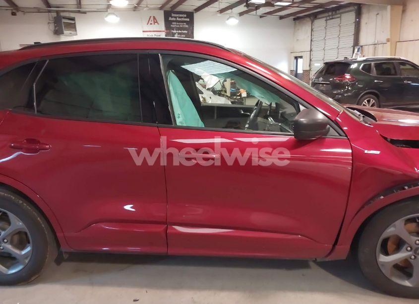 Photo 13 of 2023 Ford Escape ST-LINE (VIN 1FMCU0MN6PUA10943)