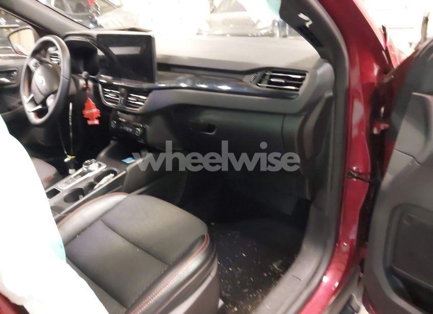 Photo 5 of 2023 Ford Escape ST-LINE (VIN 1FMCU0MN6PUA10943)