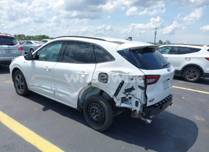 Photo 3 of 2023 Ford Escape ST-LINE (VIN 1FMCU0MN6PUA59625)