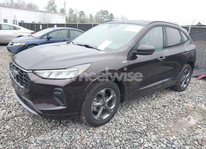 Photo 2 of 2023 Ford Escape ST-LINE (VIN 1FMCU0MN7PUA38346)