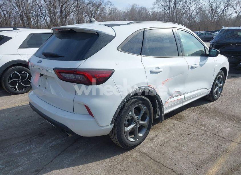 Photo 4 of 2023 Ford Escape ST-LINE (VIN 1FMCU0MN8PUA08482)