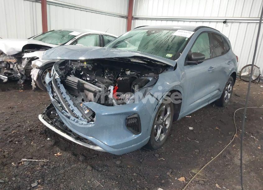Photo 2 of 2023 Ford Escape ST-LINE (VIN 1FMCU0MN8PUA47573)