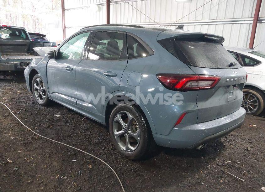 Photo 3 of 2023 Ford Escape ST-LINE (VIN 1FMCU0MN8PUA47573)
