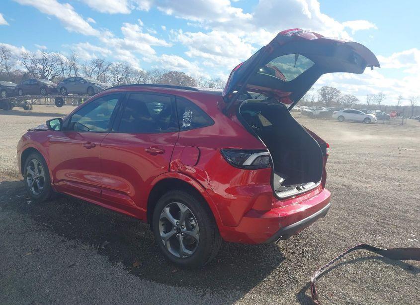 Photo 3 of 2024 Ford Escape ST-LINE (VIN 1FMCU0MN8RUA67163)