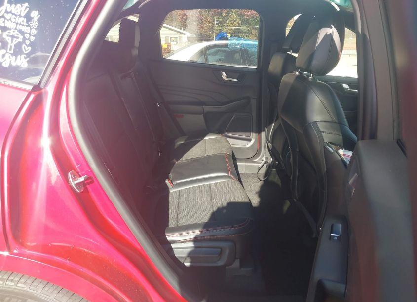 Photo 8 of 2024 Ford Escape ST-LINE (VIN 1FMCU0MN8RUA67163)