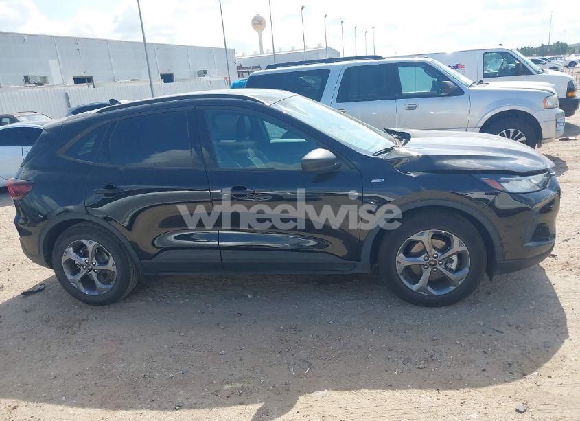 Photo 14 of 2025 Ford Escape ST-LINE (VIN 1FMCU0MN8SUA09401)