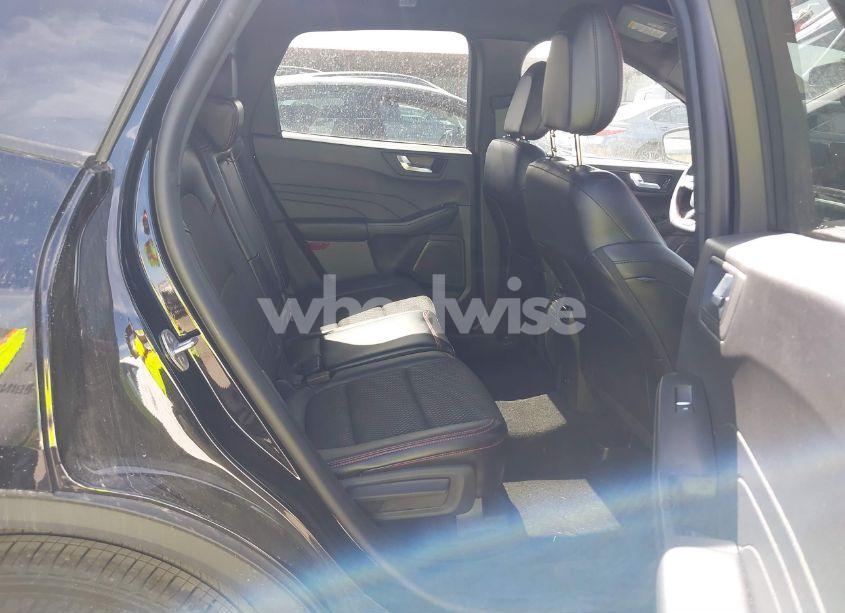 Photo 8 of 2025 Ford Escape ST-LINE (VIN 1FMCU0MN8SUA41572)