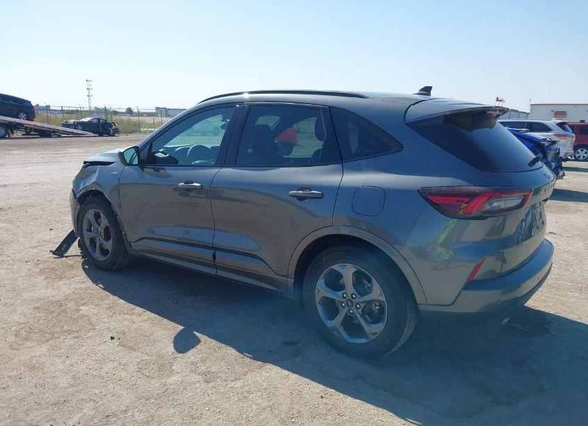 Photo 3 of 2023 Ford Escape ST-LINE (VIN 1FMCU0MNXPUA20746)