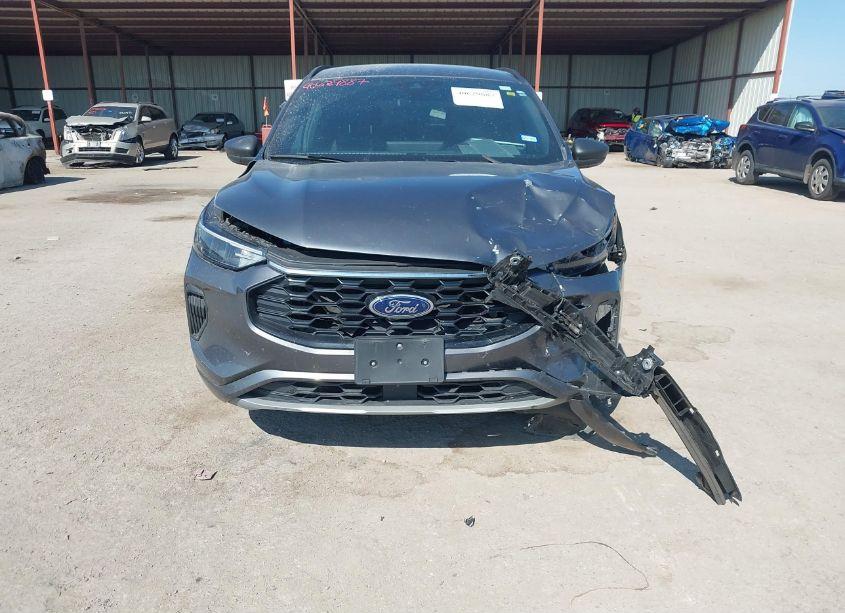 Photo 6 of 2023 Ford Escape ST-LINE (VIN 1FMCU0MNXPUA20746)