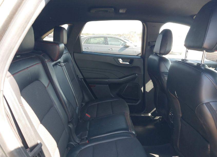 Photo 8 of 2023 Ford Escape ST-LINE (VIN 1FMCU0MNXPUA20746)