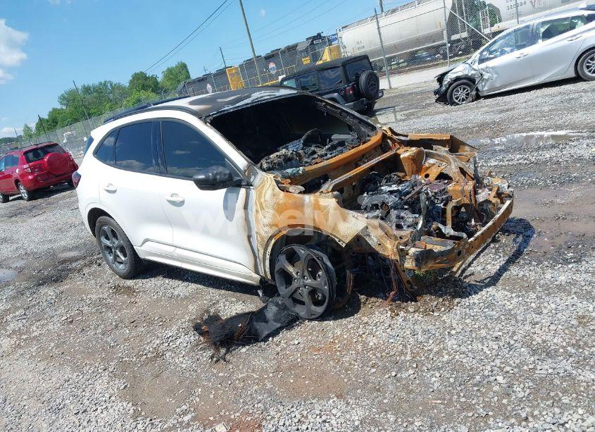 2023 Ford Escape ST-LINE (VIN 1FMCU0MNXPUB20734) main photo