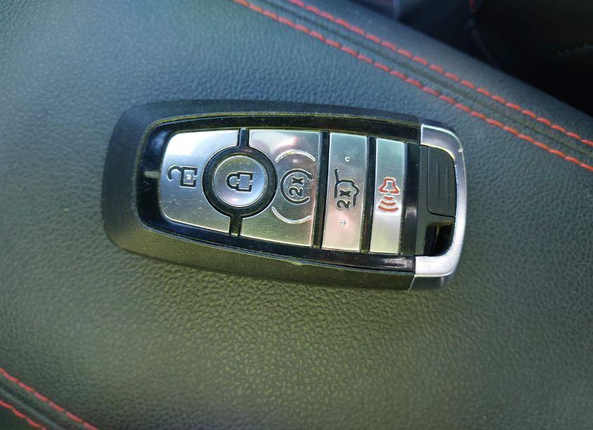 Photo 11 of 2024 Ford Escape ST-LINE (VIN 1FMCU0MNXRUA05859)