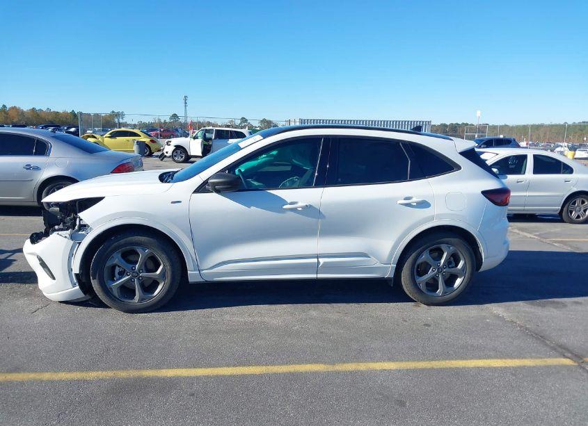 Photo 14 of 2024 Ford Escape ST-LINE (VIN 1FMCU0MNXRUA05859)