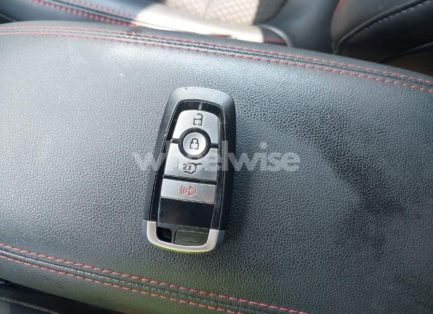 Photo 11 of 2024 Ford Escape ST-LINE (VIN 1FMCU0MNXRUA57489)