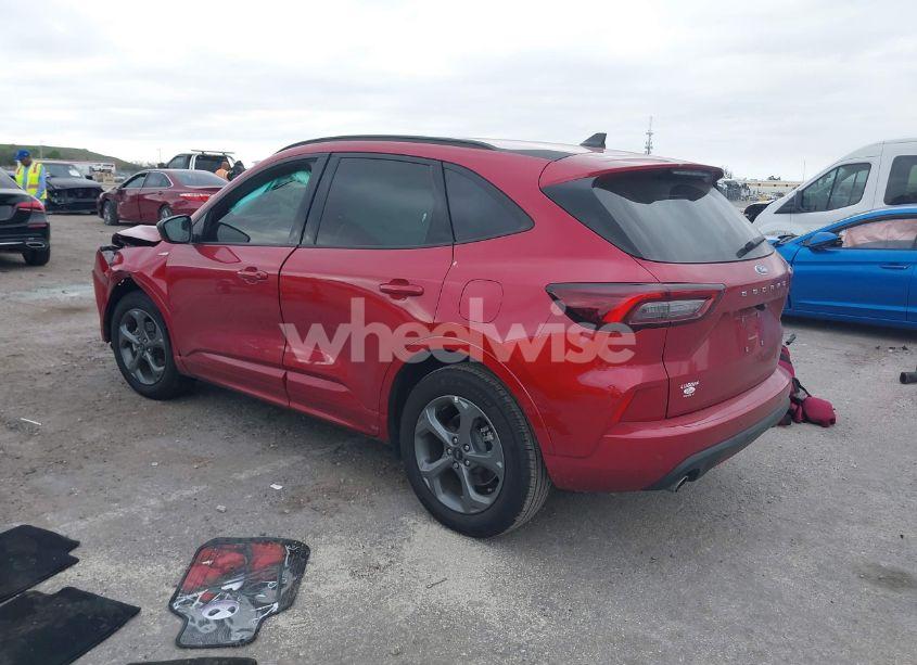 Photo 3 of 2024 Ford Escape ST-LINE (VIN 1FMCU0MNXRUA65592)
