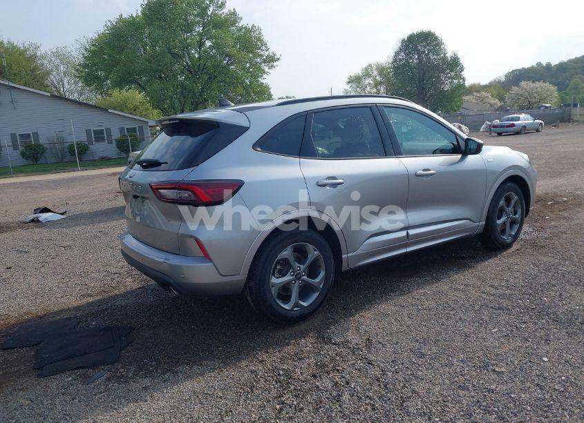 Photo 4 of 2024 Ford Escape ST-LINE (VIN 1FMCU0MNXRUB43384)
