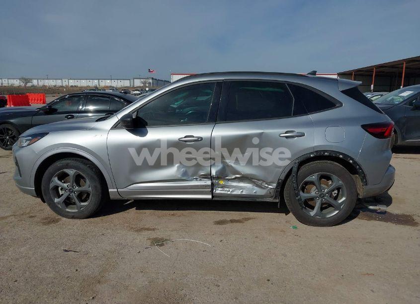 Photo 14 of 2024 Ford Escape ST-LINE (VIN 1FMCU0MNXRUB57821)