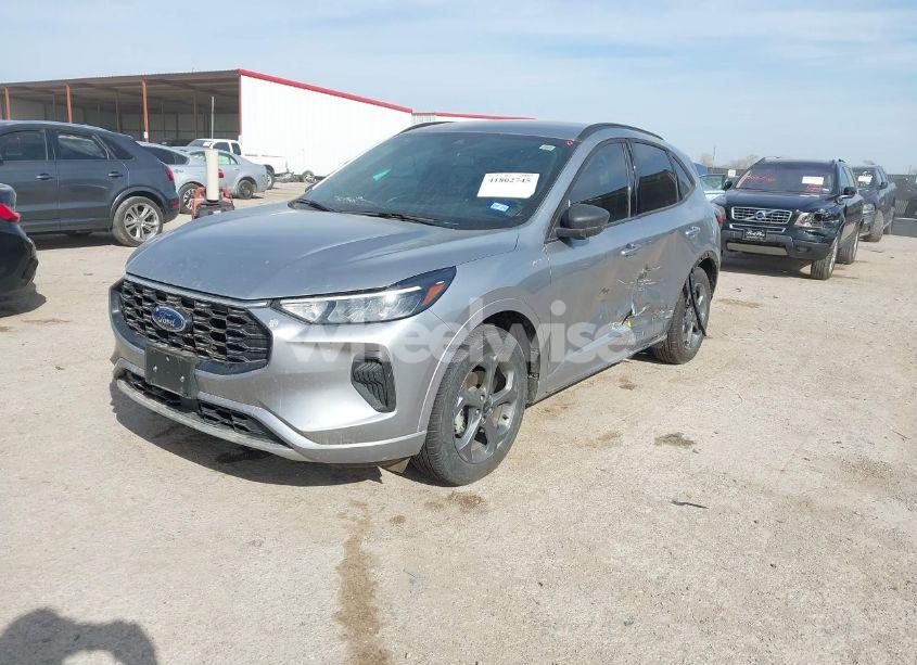 Photo 2 of 2024 Ford Escape ST-LINE (VIN 1FMCU0MNXRUB57821)