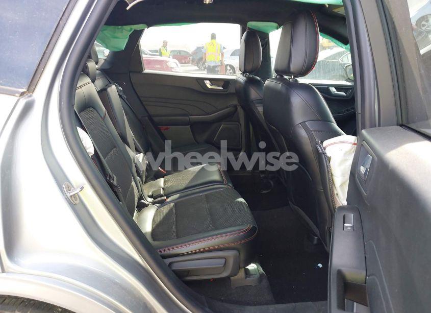 Photo 8 of 2024 Ford Escape ST-LINE (VIN 1FMCU0MNXRUB57821)