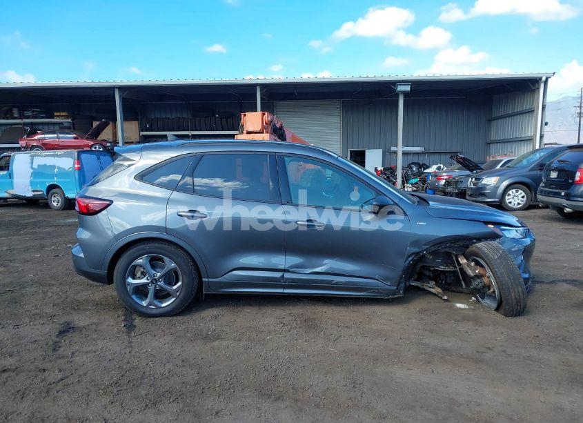 Photo 13 of 2023 Ford Escape ST-LINE (VIN 1FMCU0MZ0PUA96995)