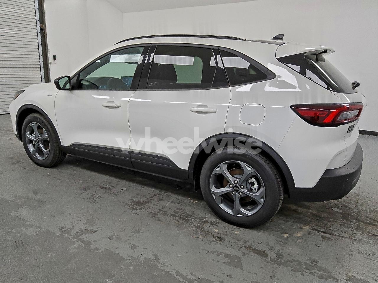 Photo 2 of 2025 FORD ESCAPE ST LINE (VIN 1FMCU0MZ0SUB07583)