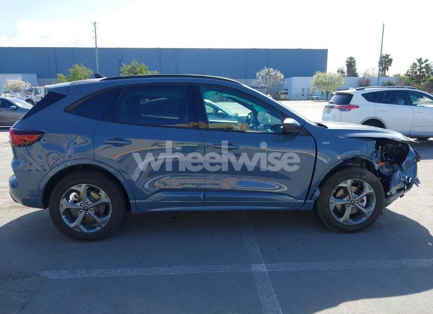 Photo 14 of 2024 Ford Escape ST-LINE (VIN 1FMCU0MZ4RUB05300)