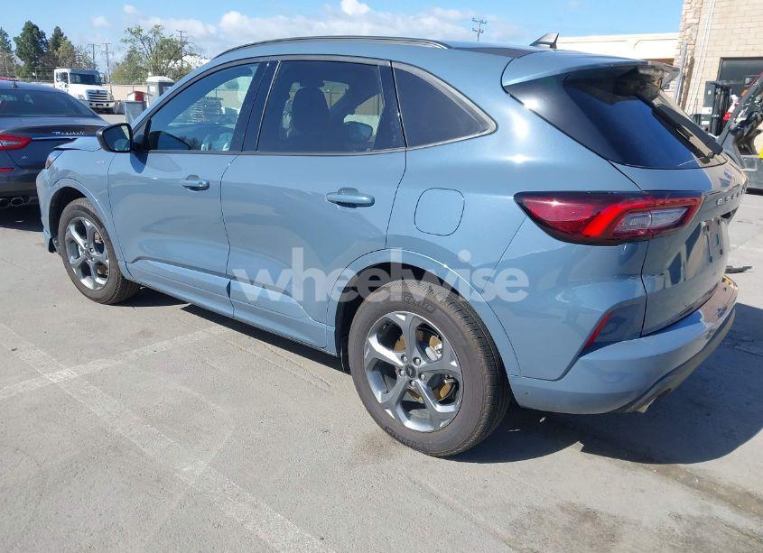 Photo 3 of 2024 Ford Escape ST-LINE (VIN 1FMCU0MZ4RUB05300)