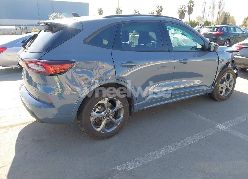 Photo 4 of 2024 Ford Escape ST-LINE (VIN 1FMCU0MZ4RUB05300)