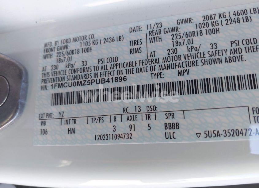 Photo 9 of 2023 Ford Escape ST-LINE (VIN 1FMCU0MZ5PUB41896)