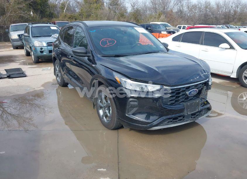 2023 Ford Escape ST-LINE (VIN 1FMCU0MZ9PUB00574) main photo