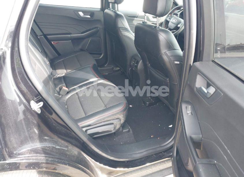 Photo 8 of 2023 Ford Escape ST-LINE (VIN 1FMCU0MZ9PUB00574)