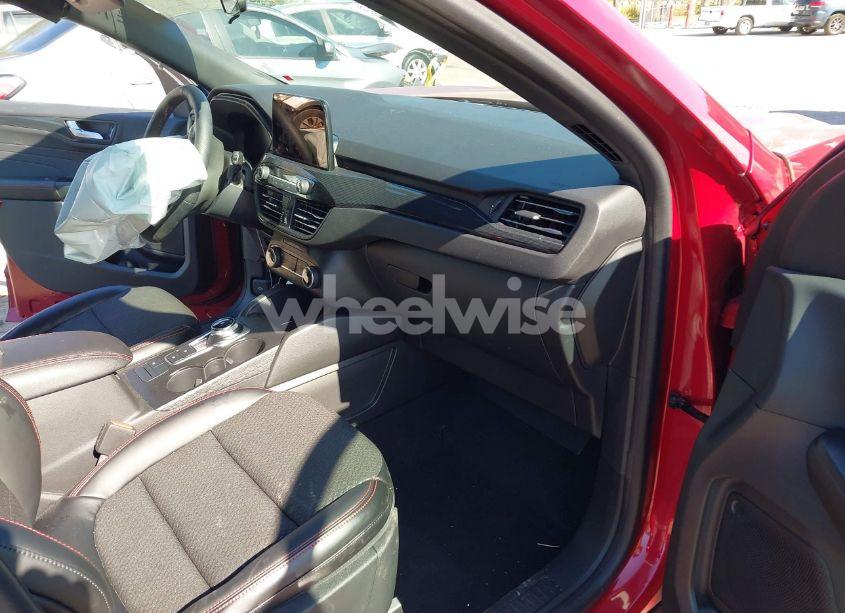 Photo 5 of 2024 Ford Escape ST-LINE (VIN 1FMCU0MZ9RUA18444)