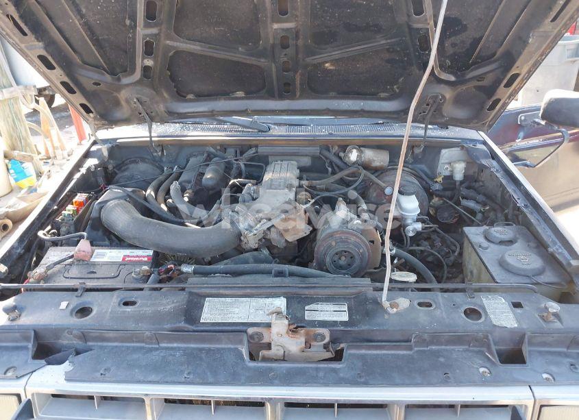 Photo 10 of 1989 Ford Bronco II (VIN 1FMCU14T5KUB63956)