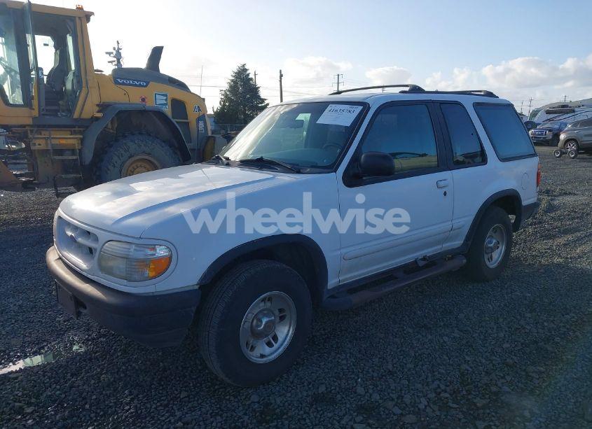 Photo 2 of 1997 Ford Explorer SPORT/XL (VIN 1FMCU22X1VUB65493)