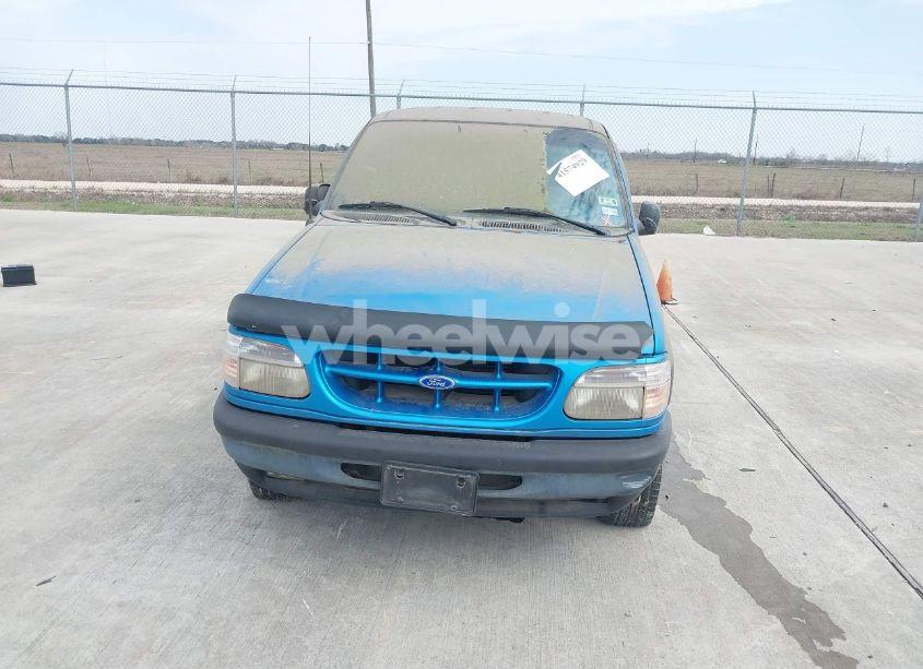 Photo 6 of 1996 Ford Explorer (VIN 1FMCU22X9TUB08536)
