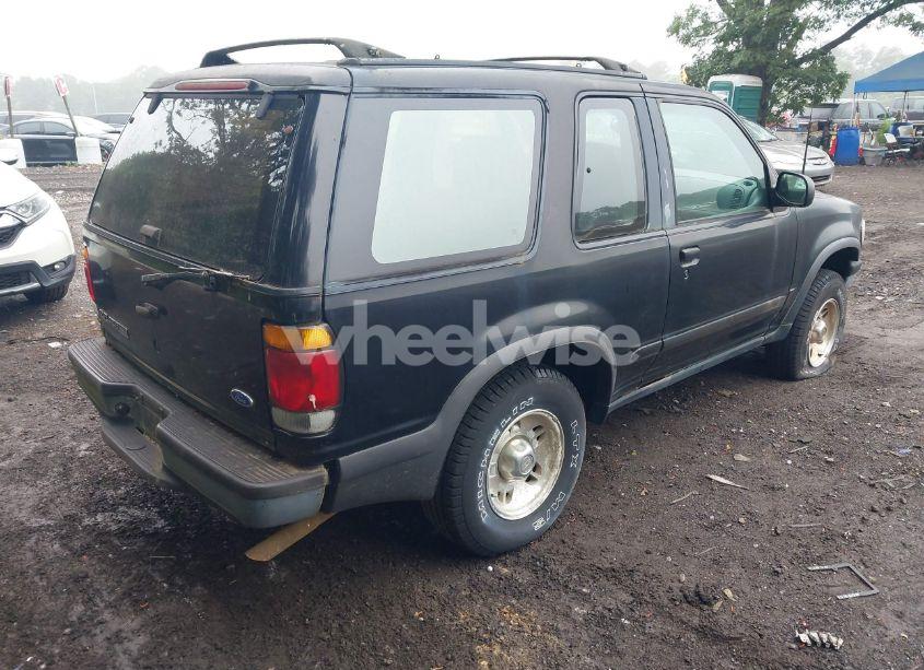 Photo 4 of 1997 Ford Explorer SPORT/XL (VIN 1FMCU24E0VUB70857)