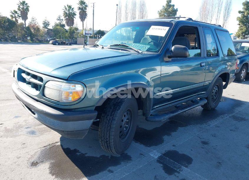 Photo 2 of 1997 Ford Explorer SPORT/XL (VIN 1FMCU24X4VUB16320)