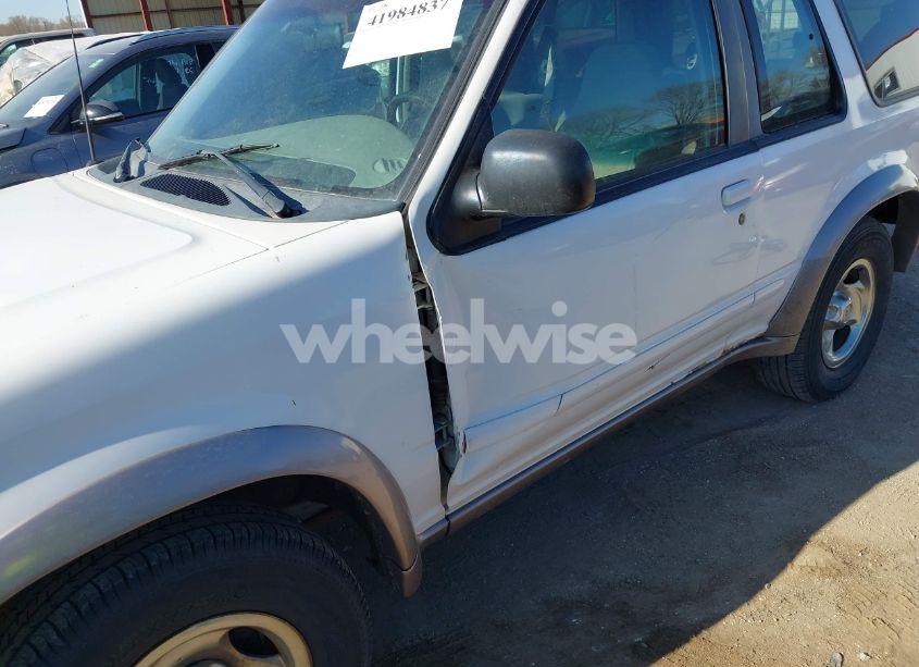 Photo 14 of 1997 Ford Explorer SPORT/XL (VIN 1FMCU24X5VUD16929)