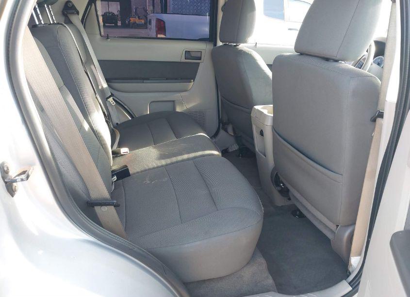 Photo 8 of 2009 Ford Escape HYBRID LIMITED (VIN 1FMCU49309KA25564)