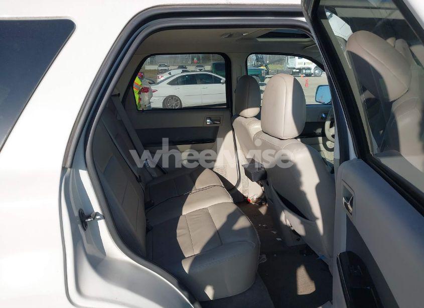 Photo 8 of 2009 Ford Escape HYBRID LIMITED (VIN 1FMCU49309KC35341)