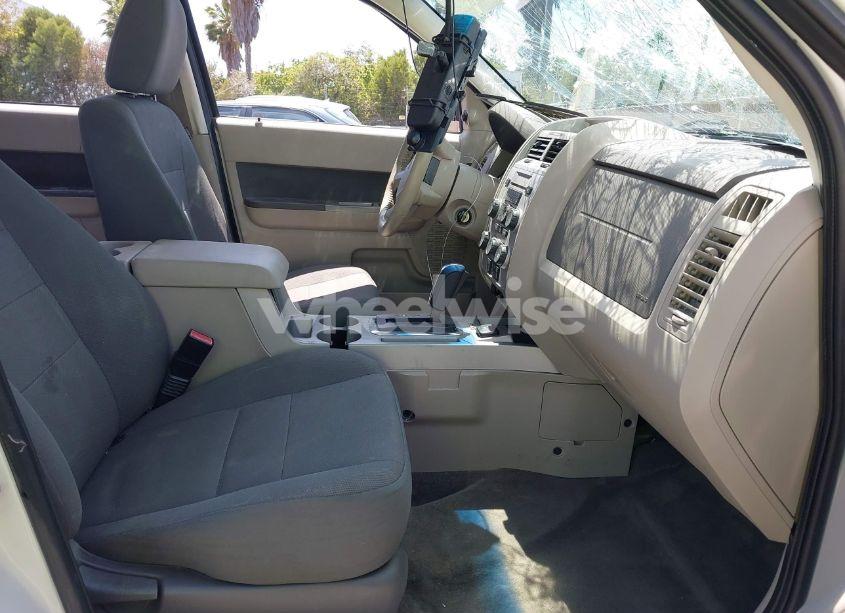 Photo 5 of 2009 Ford Escape HYBRID (VIN 1FMCU49319KA08837)