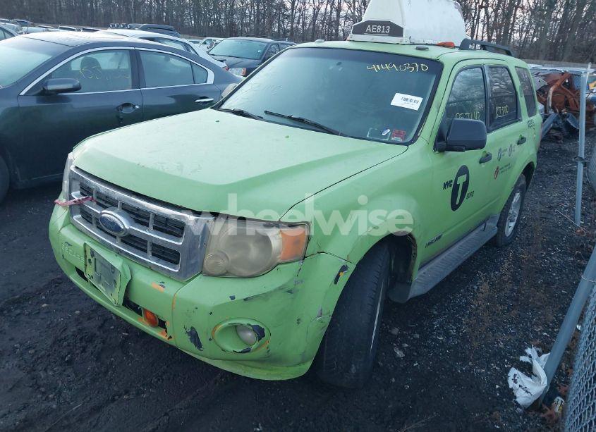 Photo 2 of 2009 Ford Escape HYBRID LIMITED (VIN 1FMCU49319KB56650)